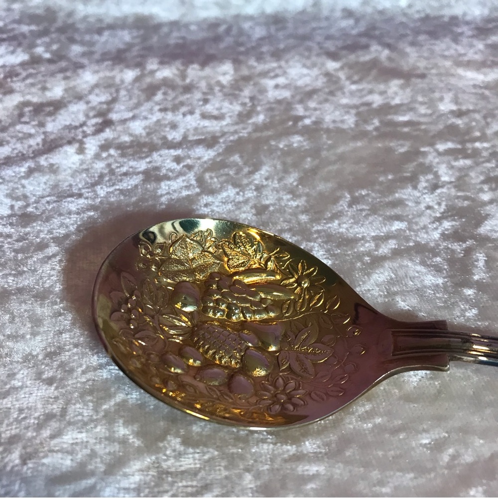 FREE * Vintage Silver Sheffield Spoon Fruit Compete Motif Antique Retro Serving - Picture 4 of 9